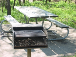 Cedar Hill State Park barbeque grill